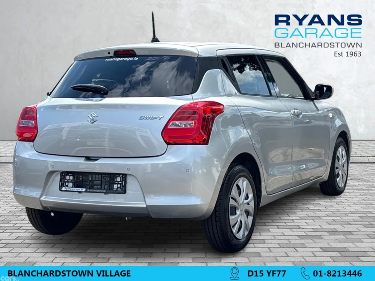 Suzuki Swift Hatchback, Petrol, 2023, Silver