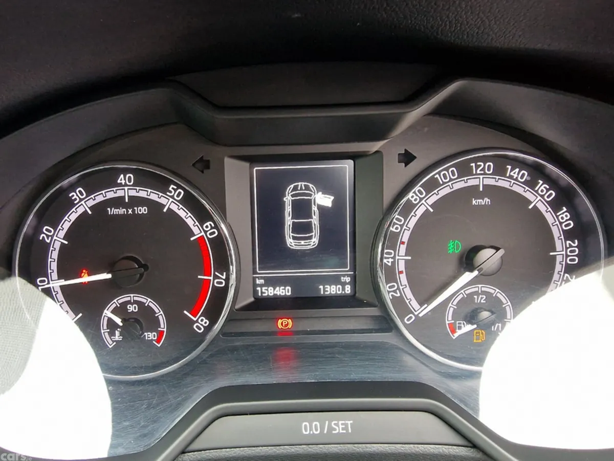 Skoda Octavia Hatchback, Petrol, 2019, Red