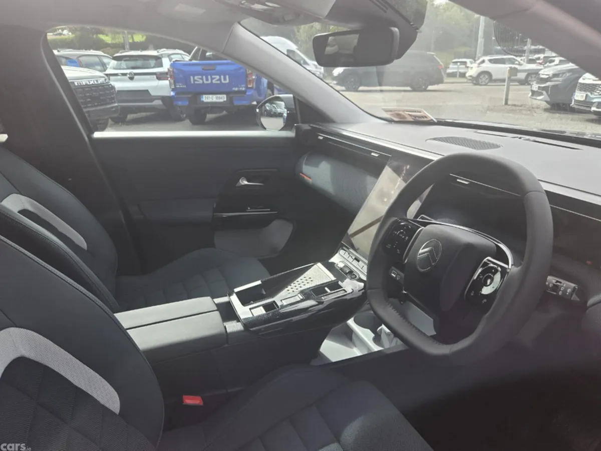 Citroen C5 Aircross MPV, Petrol Hybrid, 2026, Grey