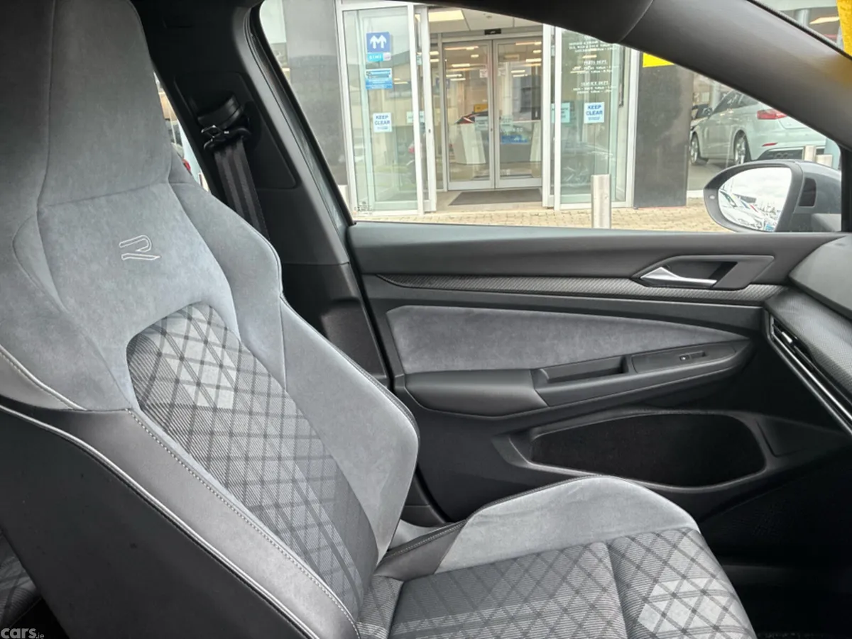 Volkswagen Golf Hatchback, Petrol, 2021, Grey