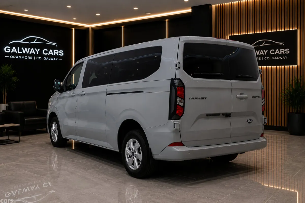 Ford Transit Custom Van, Petrol Plug-in Hybrid, 2026, Grey
