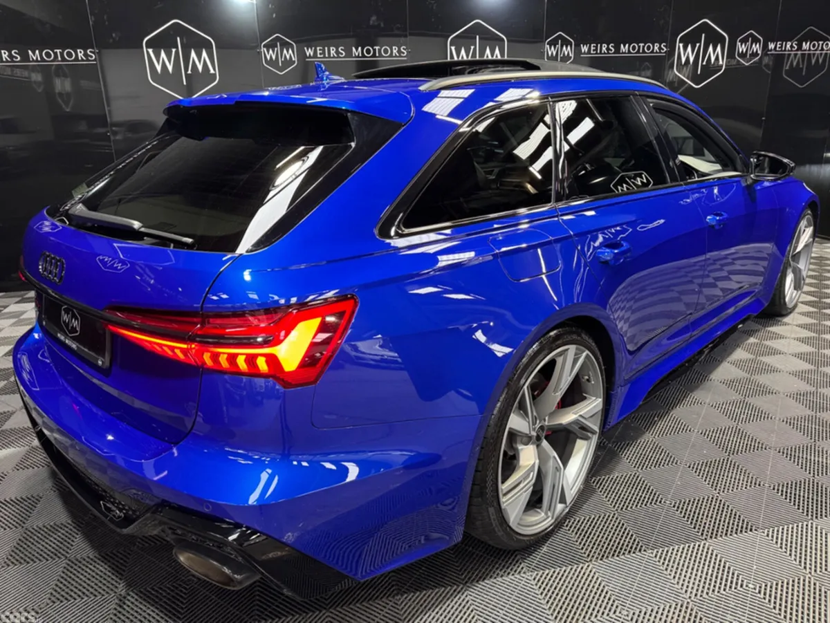 Audi RS6 Estate, Petrol, 2023, Blue