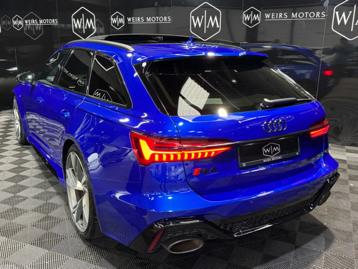 Audi RS6 Estate, Petrol, 2023, Blue