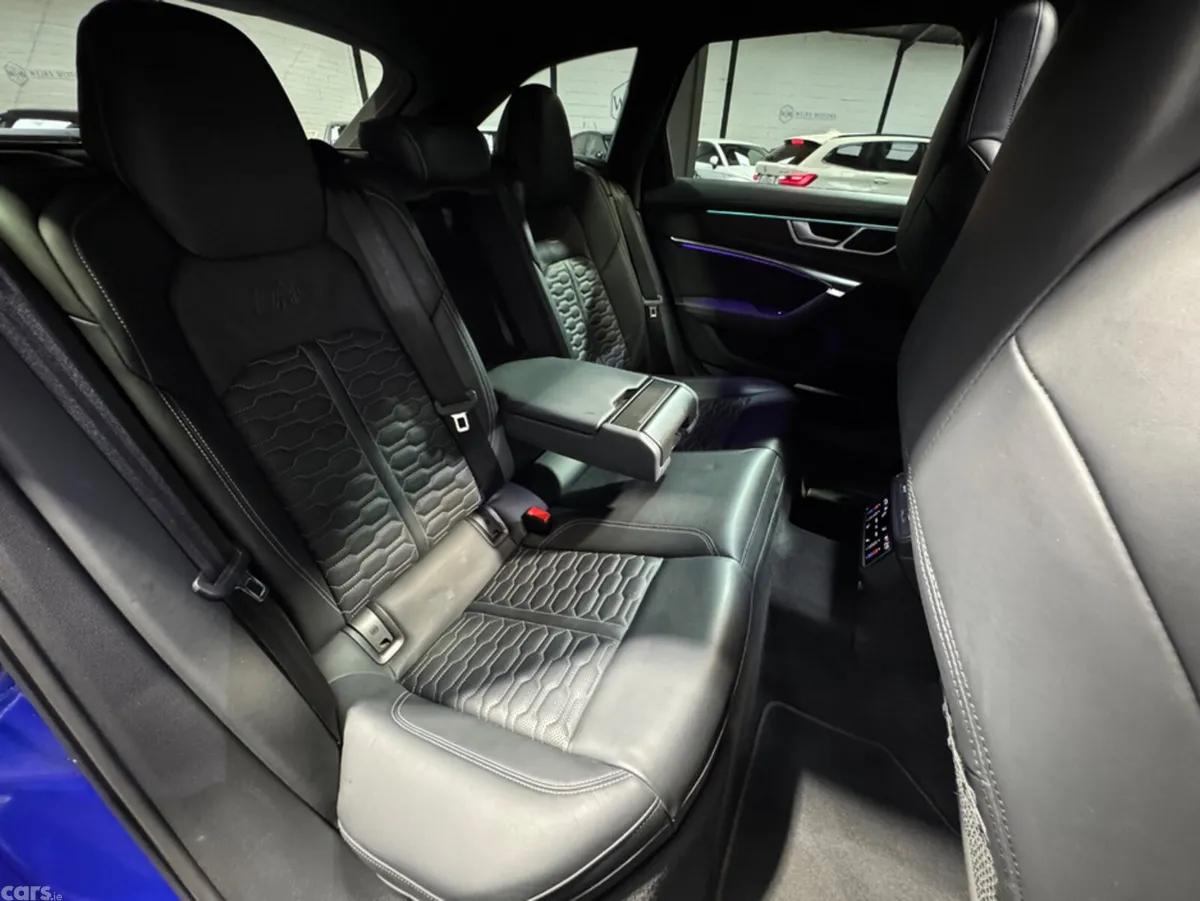 Audi RS6 Estate, Petrol, 2023, Blue
