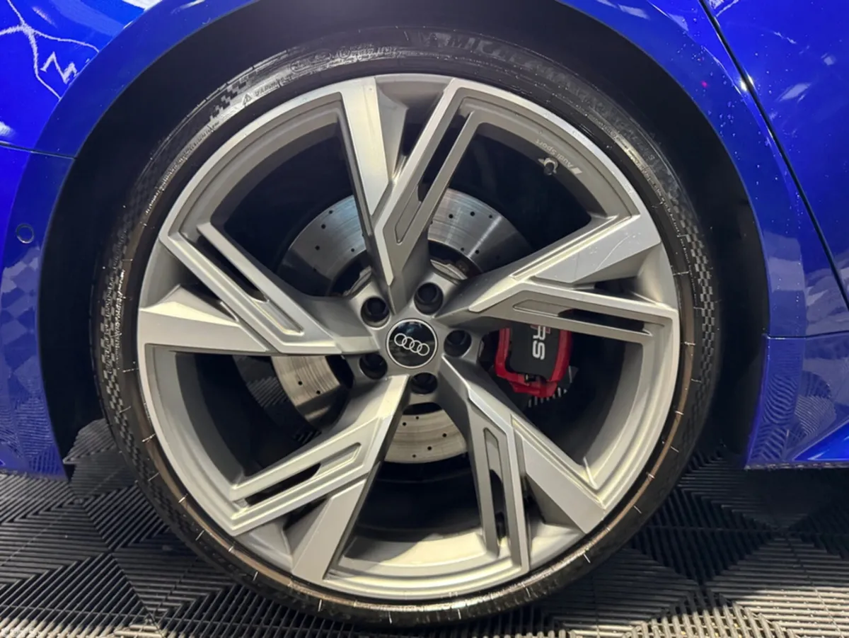 Audi RS6 Estate, Petrol, 2023, Blue