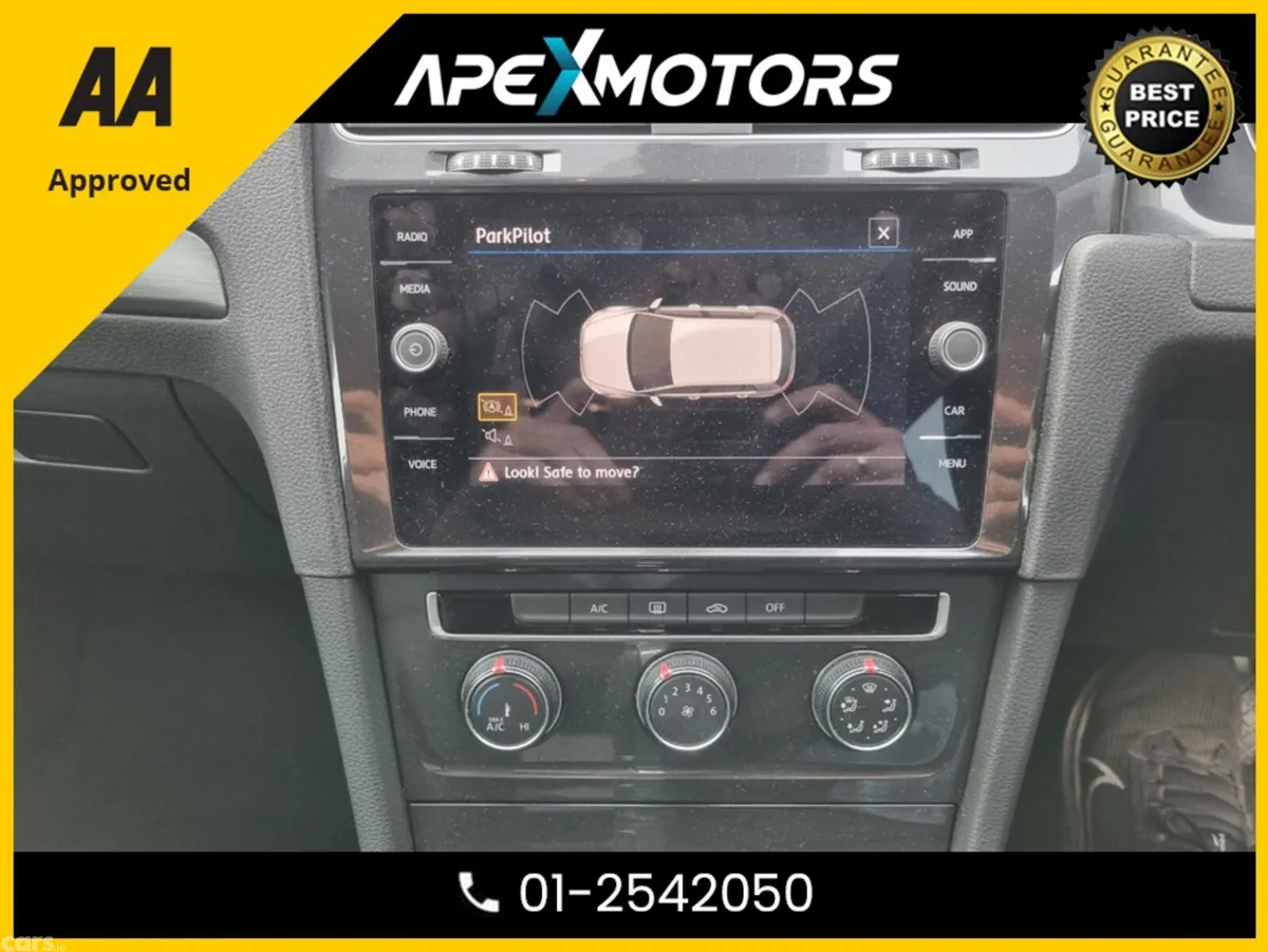 Volkswagen Golf Hatchback, Petrol, 2018, Silver