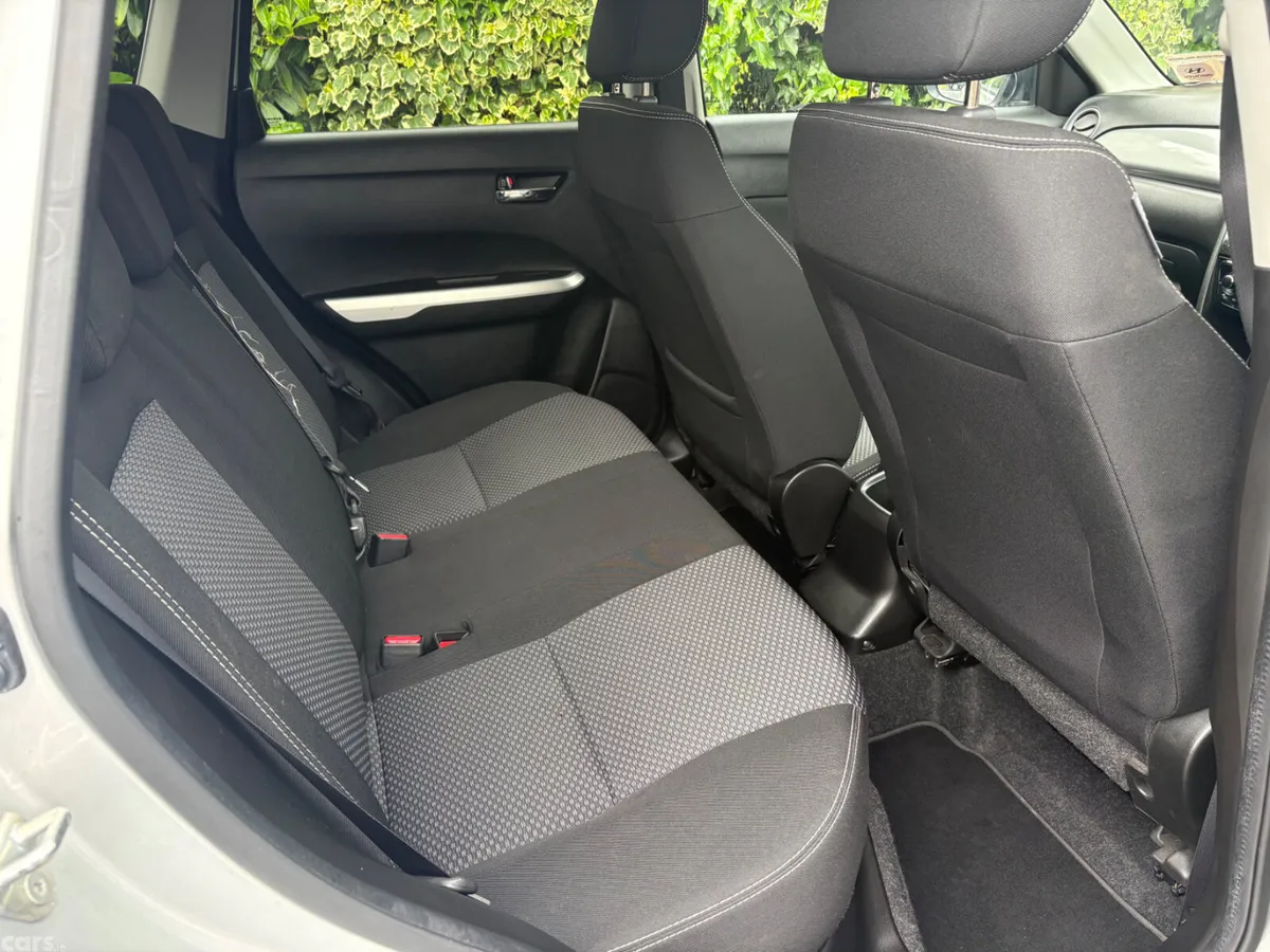 Suzuki Vitara SUV, Petrol, 2017, Grey