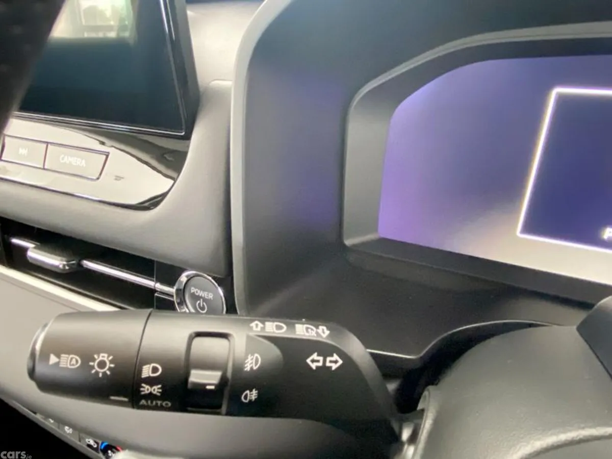 Mitsubishi Outlander SUV, Petrol Hybrid, 2026, White