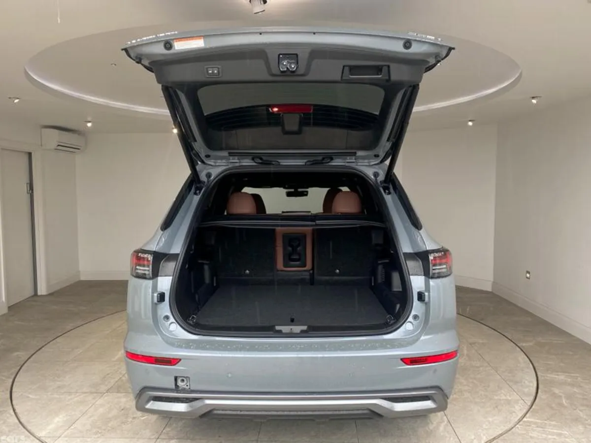 Mitsubishi Outlander SUV, Petrol Hybrid, 2026, Grey