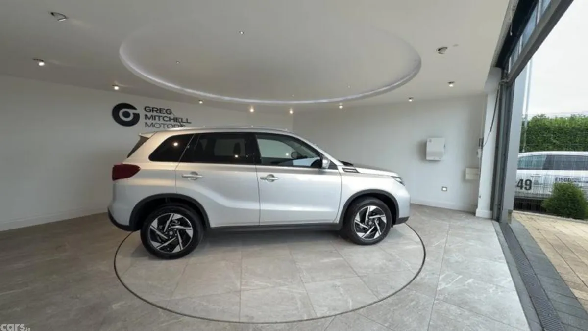 Suzuki Vitara SUV, Petrol Hybrid, 2026, Silver