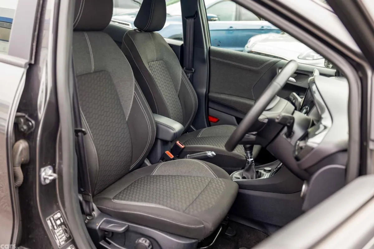 Ford Puma MPV, Petrol Hybrid, 2024, Grey
