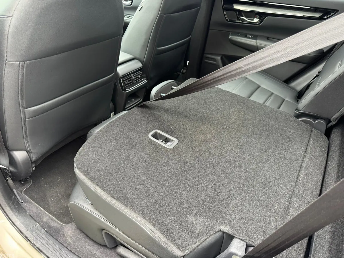 Honda CR-V SUV, Petrol Plug-in Hybrid, 2024, Gold