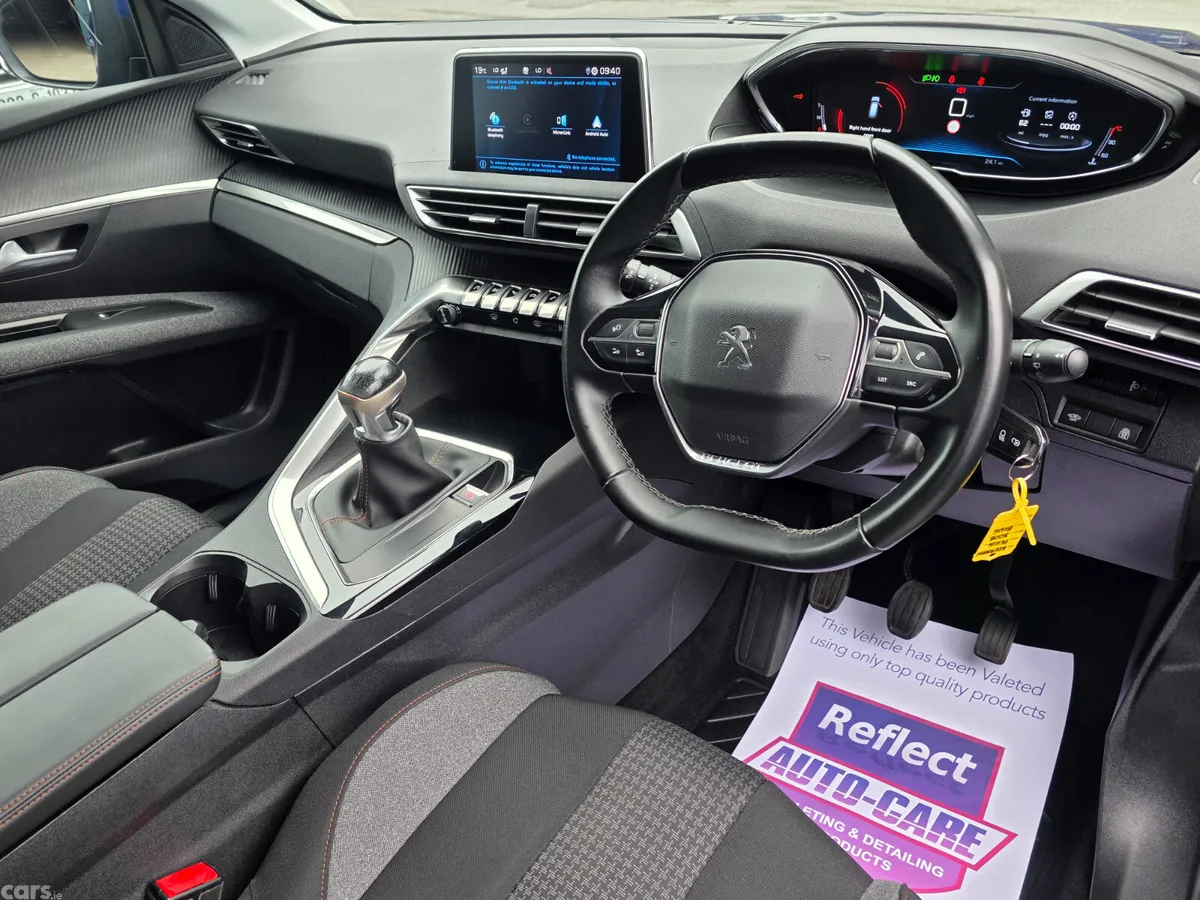 Peugeot 3008 SUV, Petrol, 2019, Blue