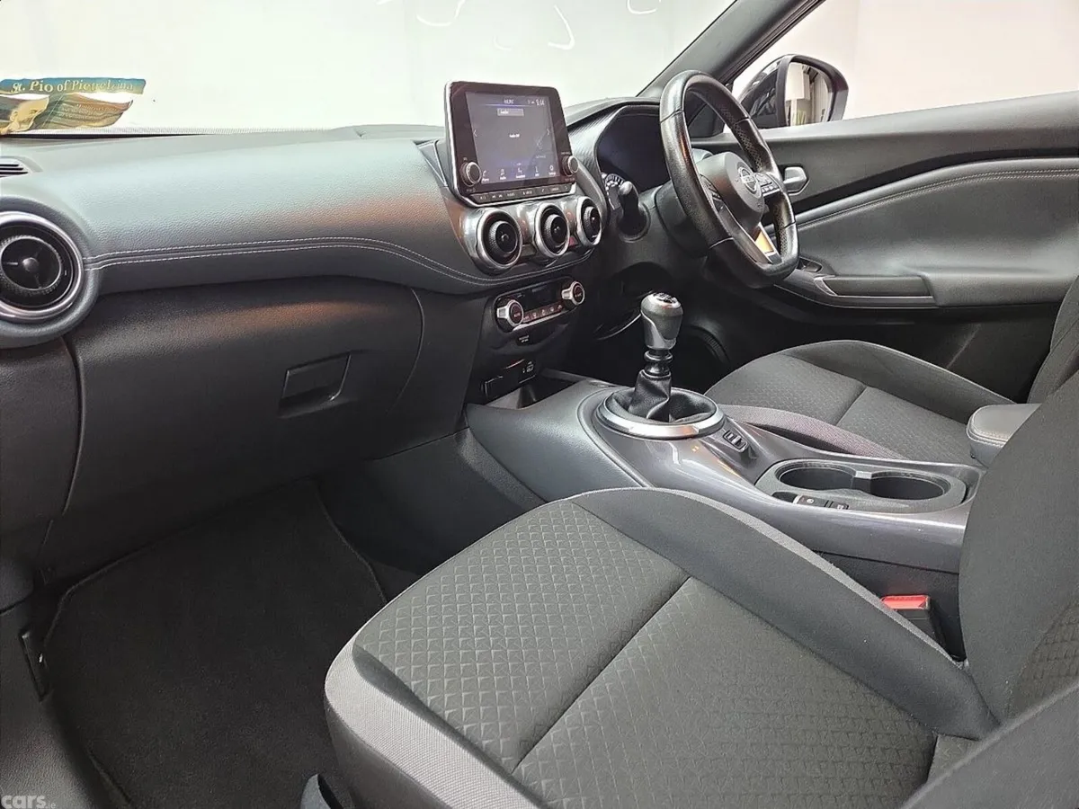 Nissan Juke SUV, Petrol, 2022, Red