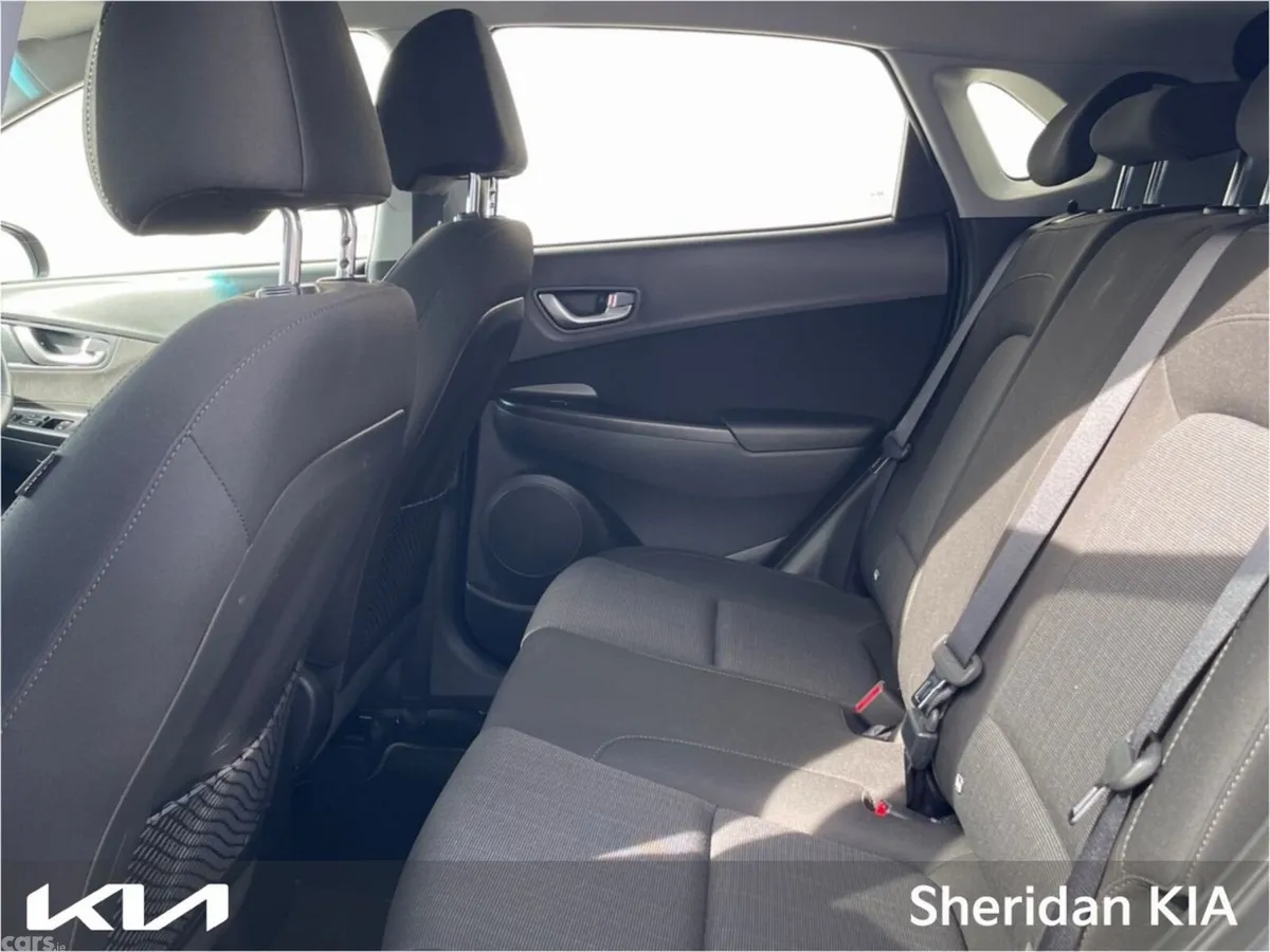 Hyundai KONA MPV, Petrol Hybrid, 2023, Grey