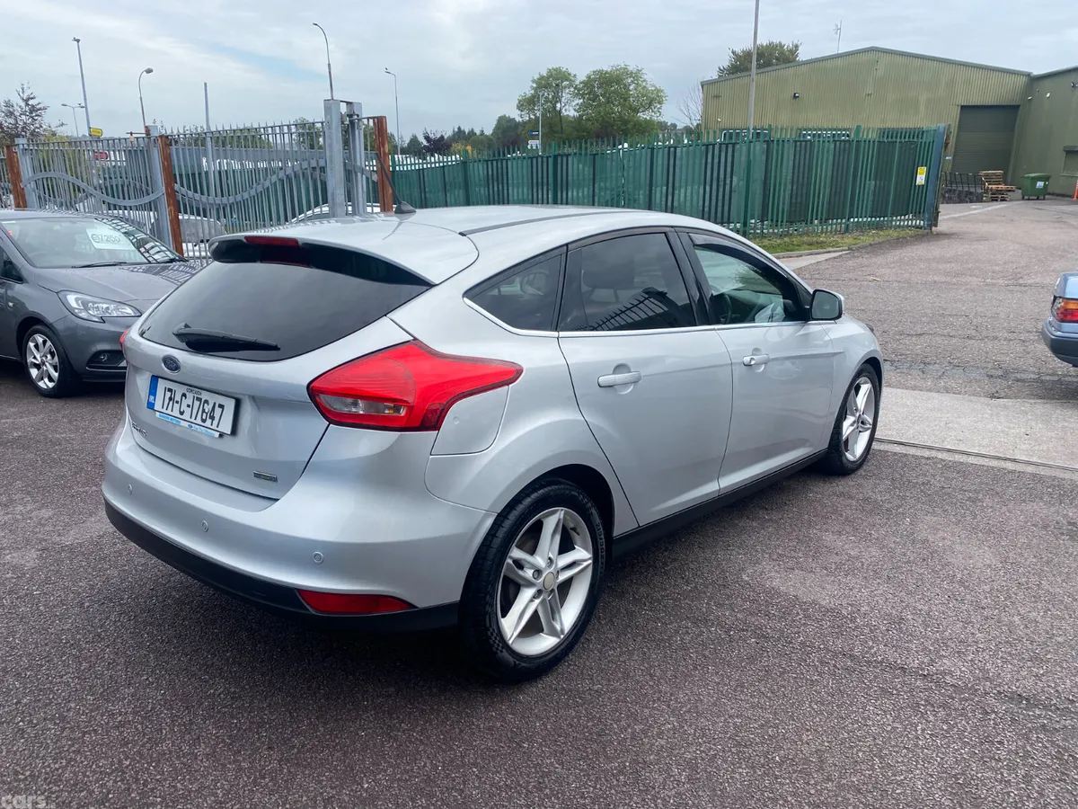 Ford Focus Hatchback, Petrol, 2017, Silver