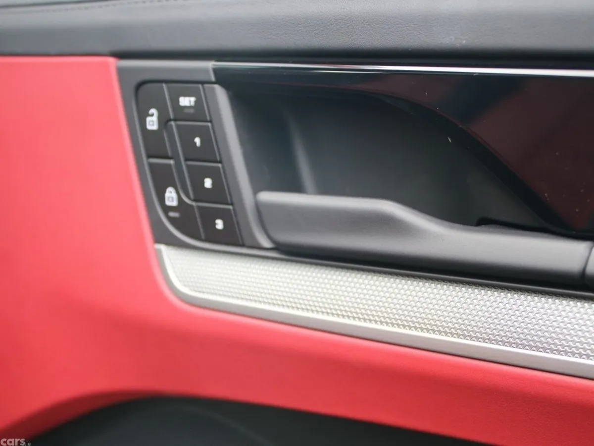 Porsche Cayenne SUV, Petrol Plug-in Hybrid, 2026, Grey