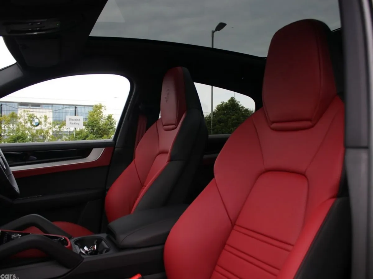 Porsche Cayenne SUV, Petrol Plug-in Hybrid, 2026, Grey
