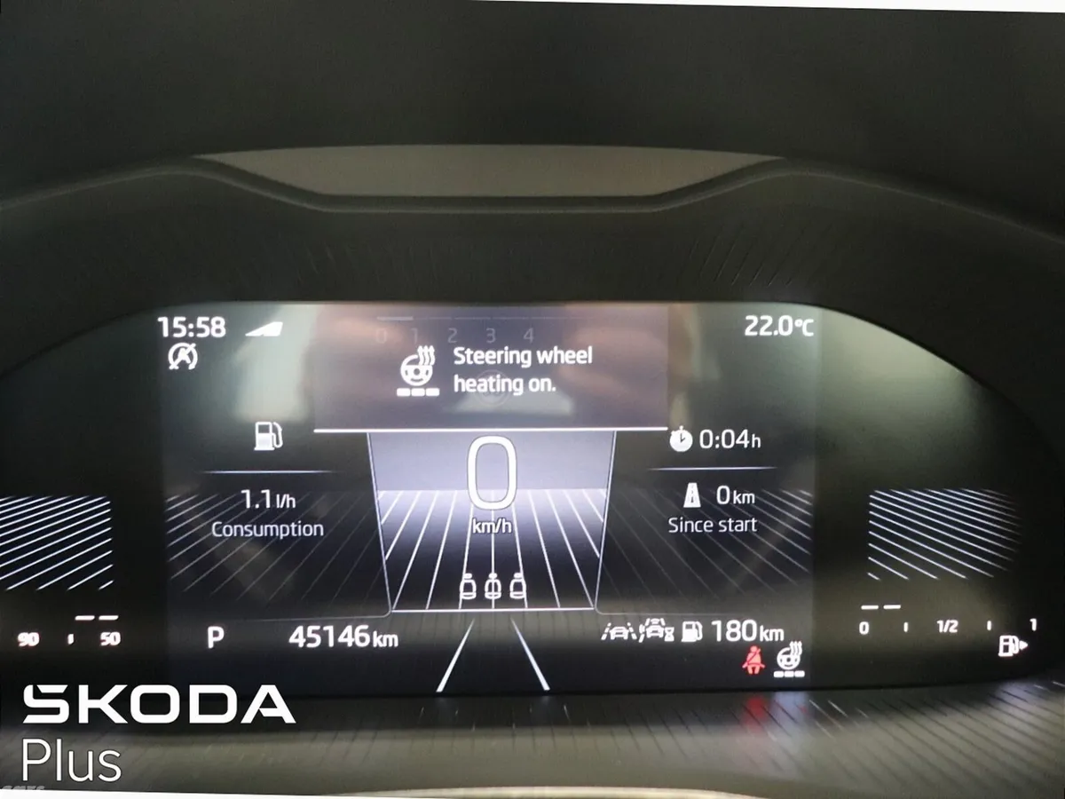 Skoda Kamiq Hatchback, Petrol, 2024, Red