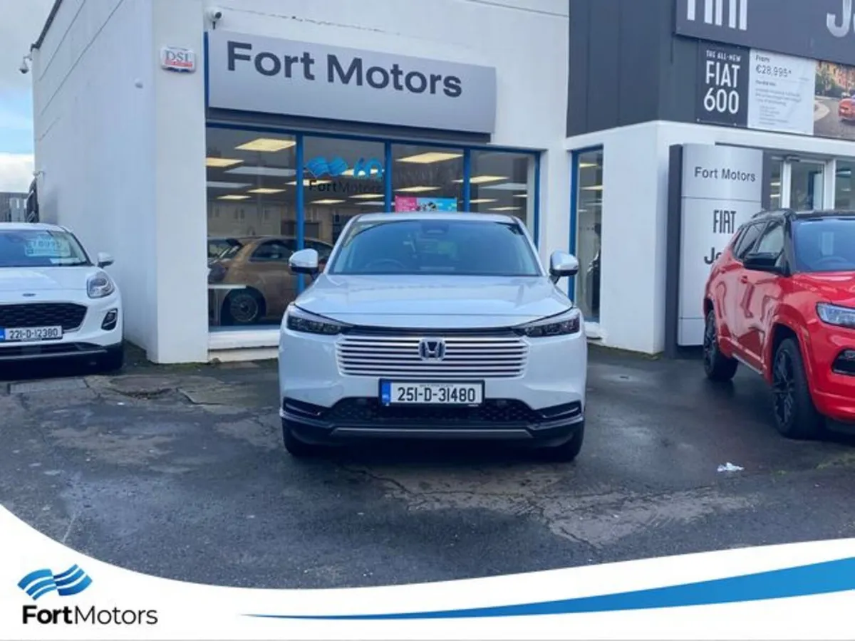 Honda HR-V Hatchback, Petrol Hybrid, 2025, White