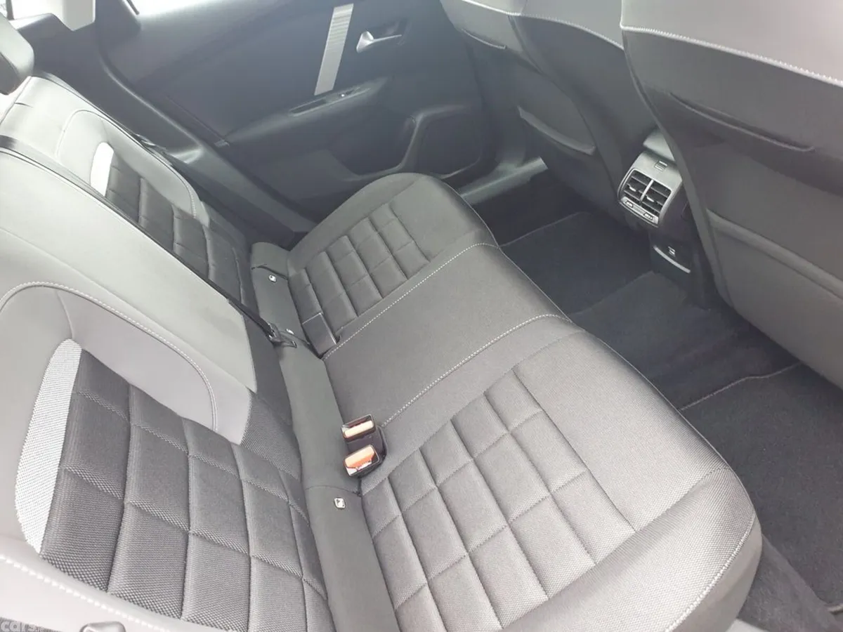 Citroen C4 Hatchback, Petrol, 2025, Red