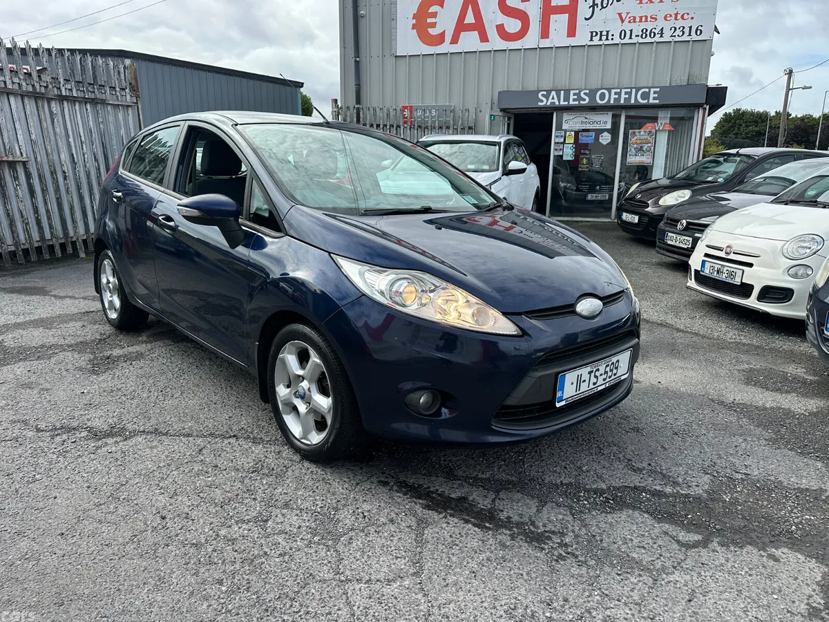 Ford Fiesta Hatchback, Petrol, 2011, Blue