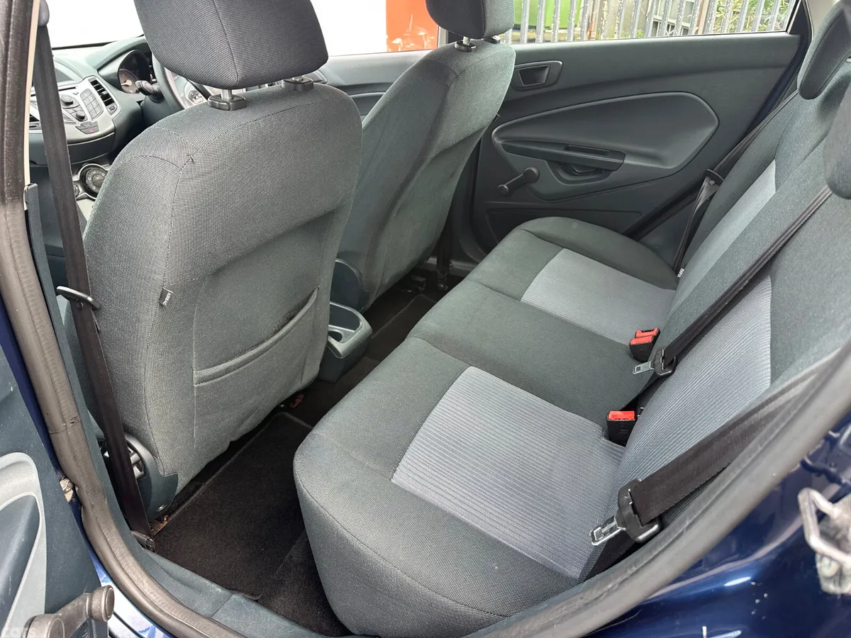 Ford Fiesta Hatchback, Petrol, 2011, Blue