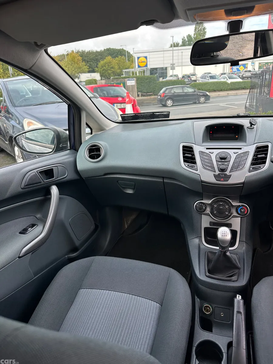 Ford Fiesta Hatchback, Petrol, 2011, Blue