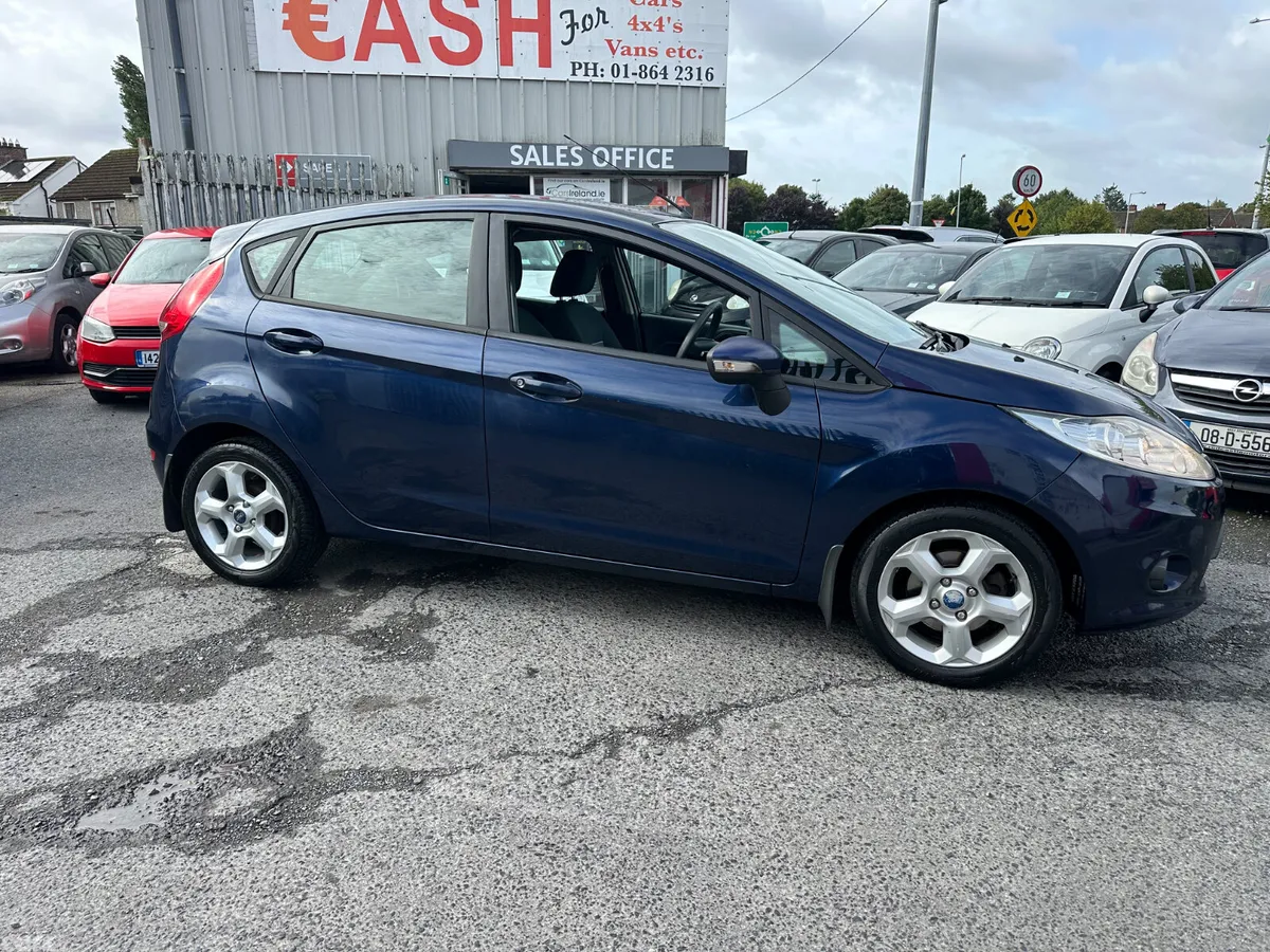 Ford Fiesta Hatchback, Petrol, 2011, Blue
