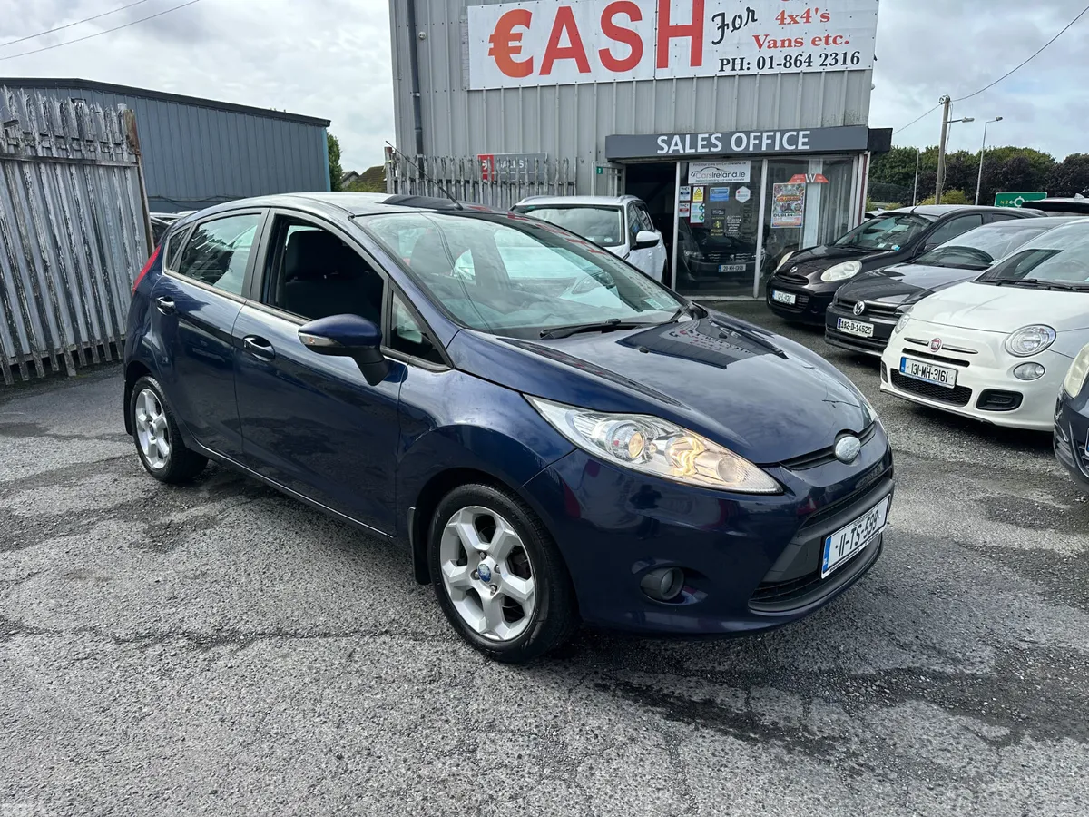 Ford Fiesta Hatchback, Petrol, 2011, Blue