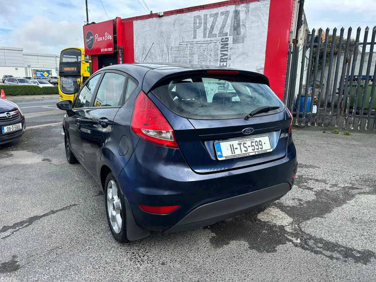 Ford Fiesta Hatchback, Petrol, 2011, Blue