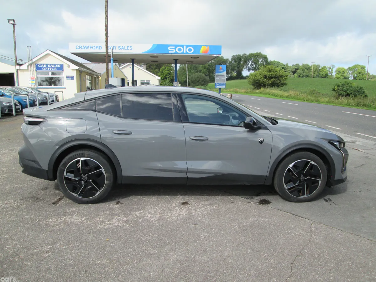 Peugeot 408 Hatchback, Petrol, 2024, Grey