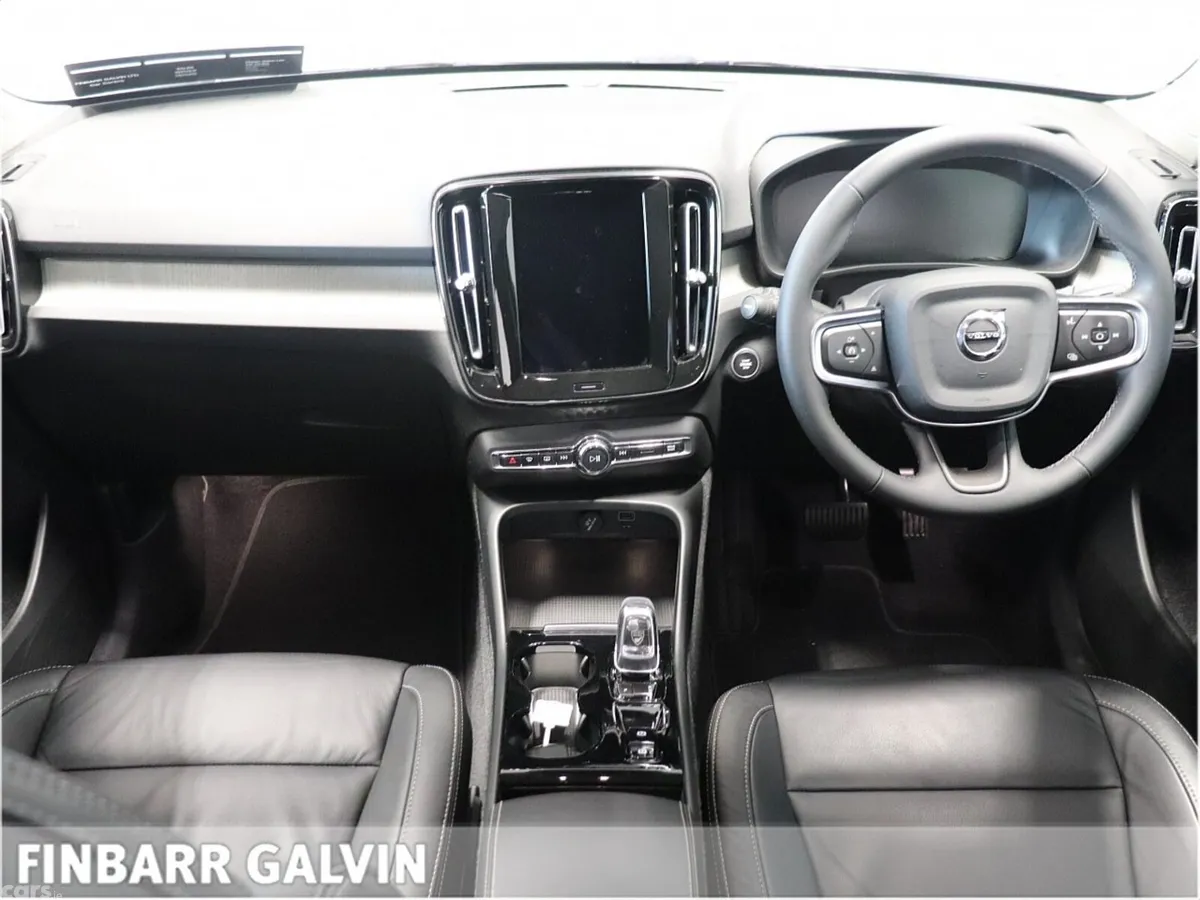 Volvo XC40 SUV, Petrol Plug-in Hybrid, 2022, Silver