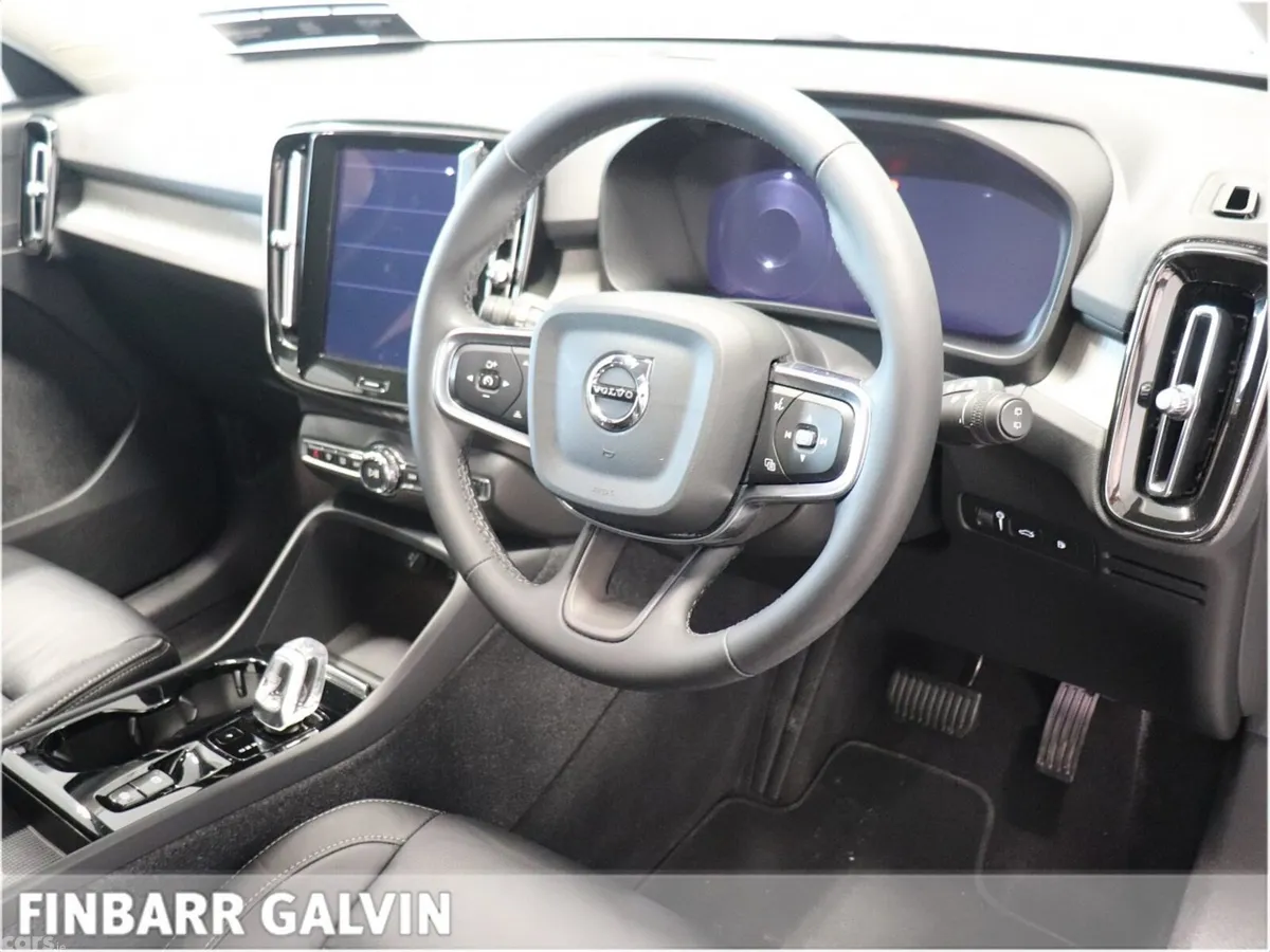 Volvo XC40 SUV, Petrol Plug-in Hybrid, 2022, Silver