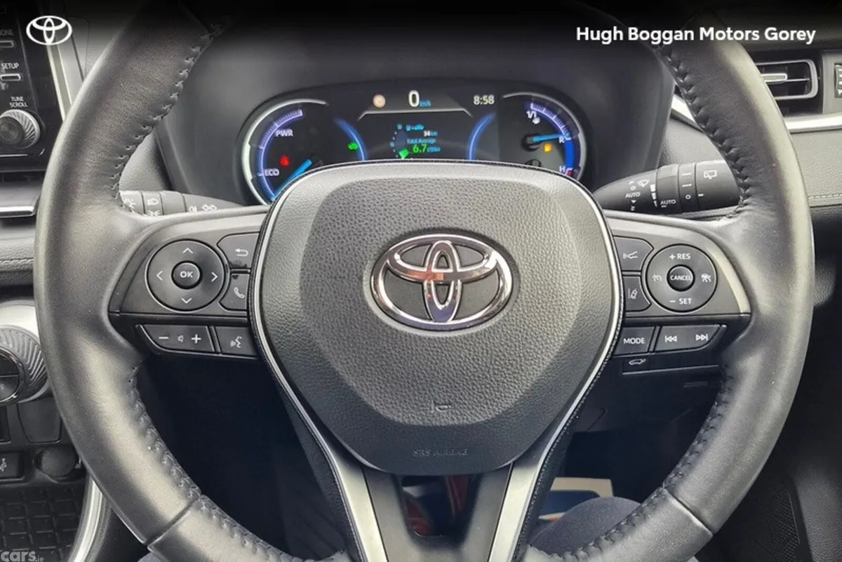 Toyota RAV4 SUV, Petrol Hybrid, 2021, White
