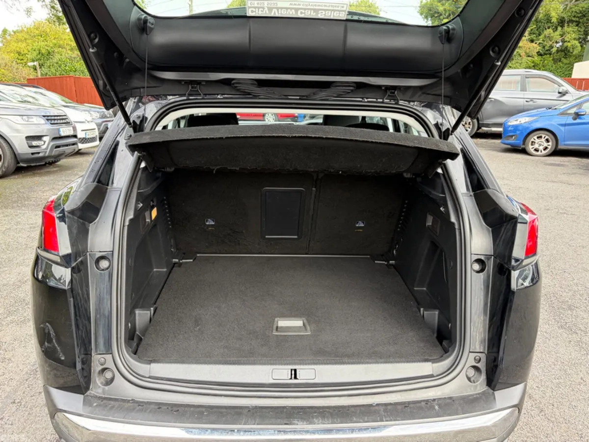 Peugeot 3008 MPV, Diesel, 2018, Black