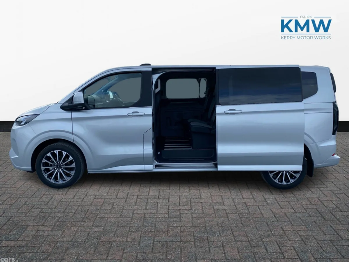 Ford Tourneo Custom Van, Petrol Plug-in Hybrid, 2026, Silver