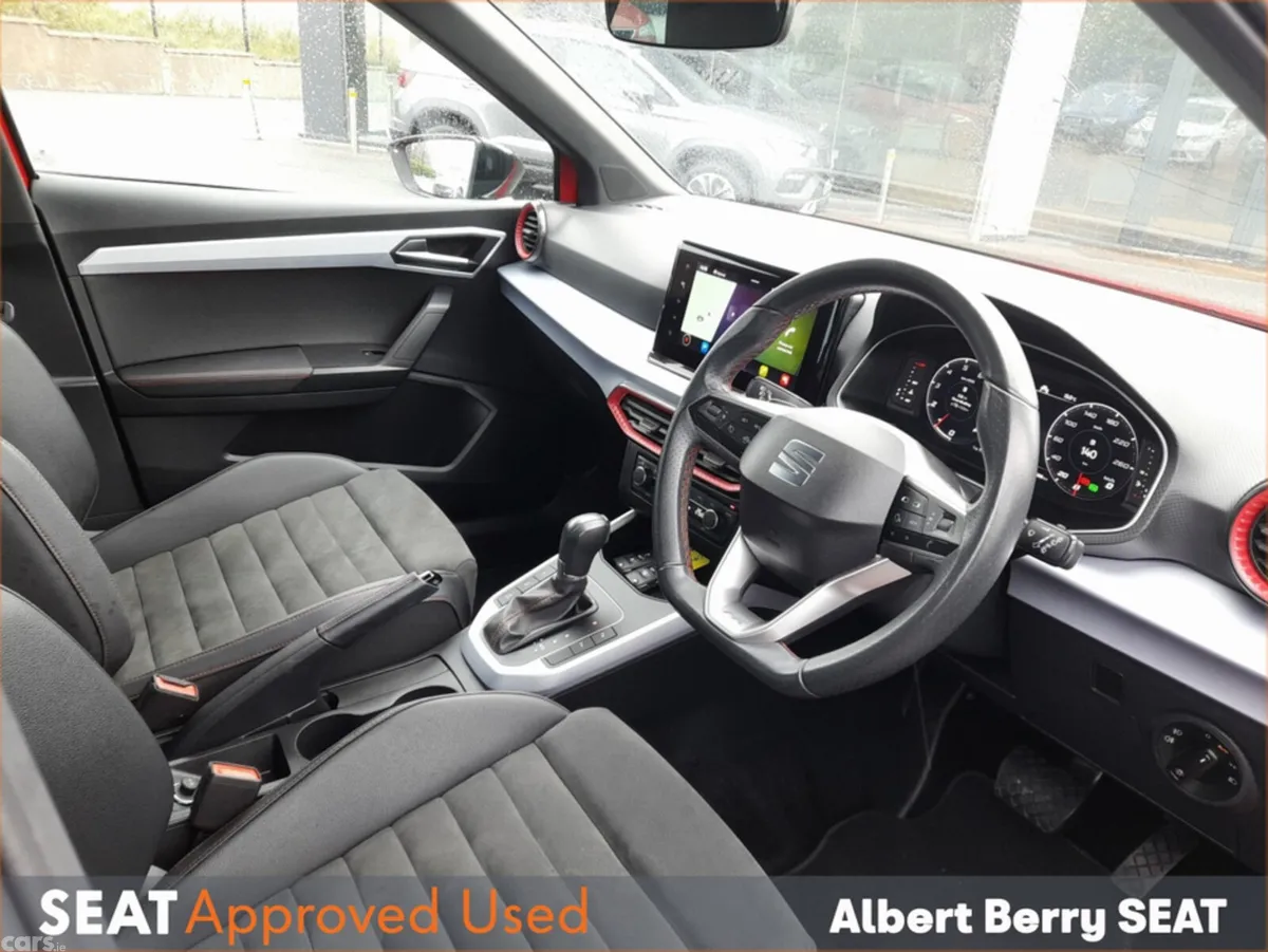 SEAT Arona Hatchback, Petrol, 2023, Red