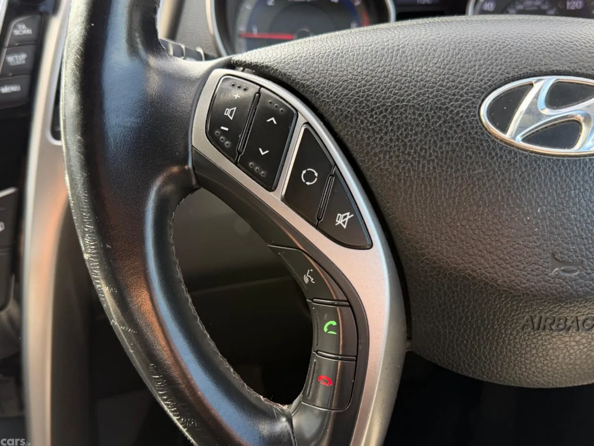 Hyundai i30 Hatchback, Diesel, 2014, Blue