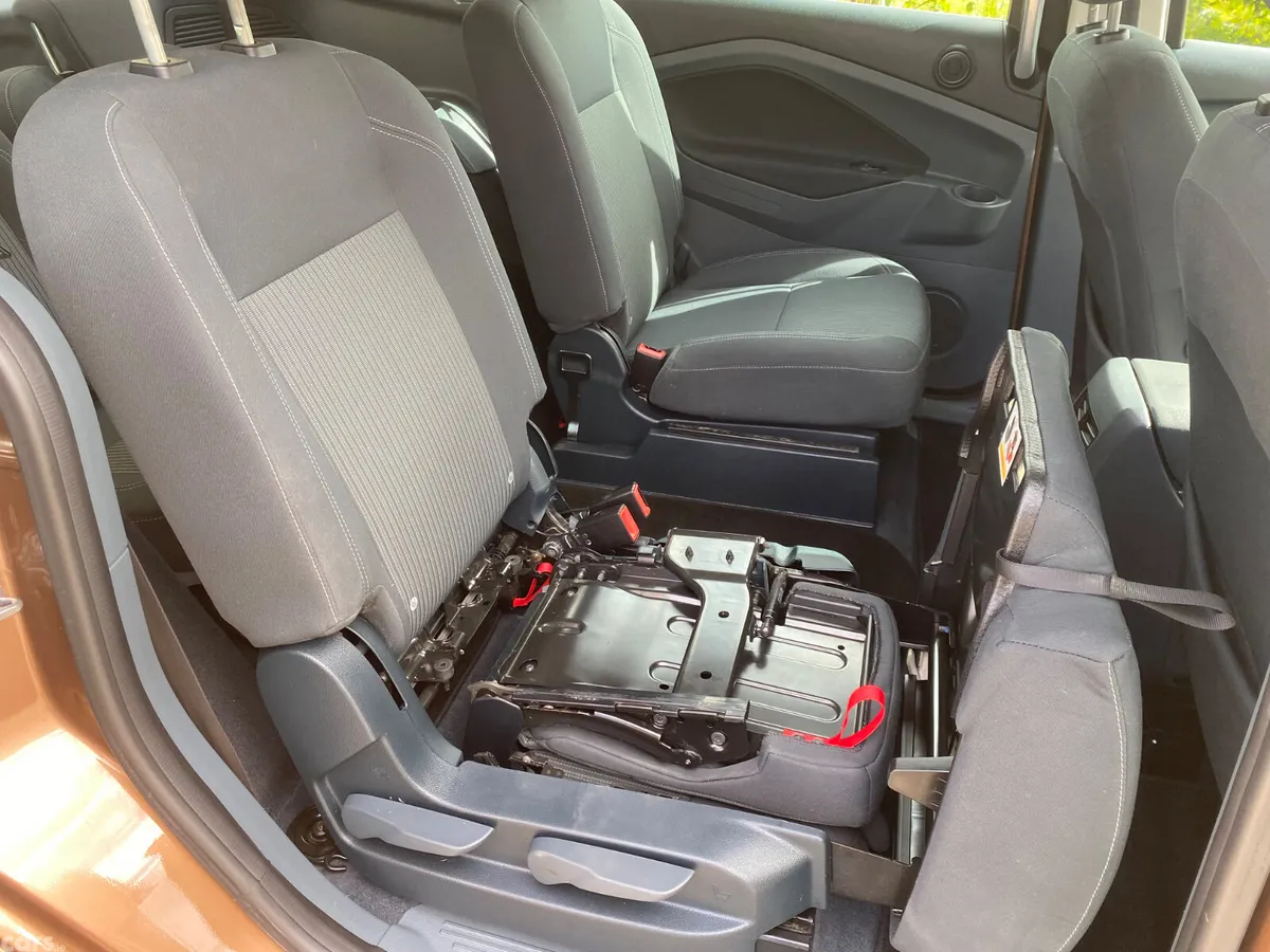 Ford Grand C-Max MPV, Diesel, 2014, Brown