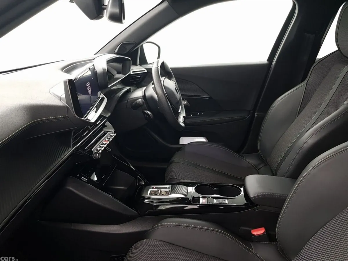 Peugeot 2008 Hatchback, Electric, 2025, Black