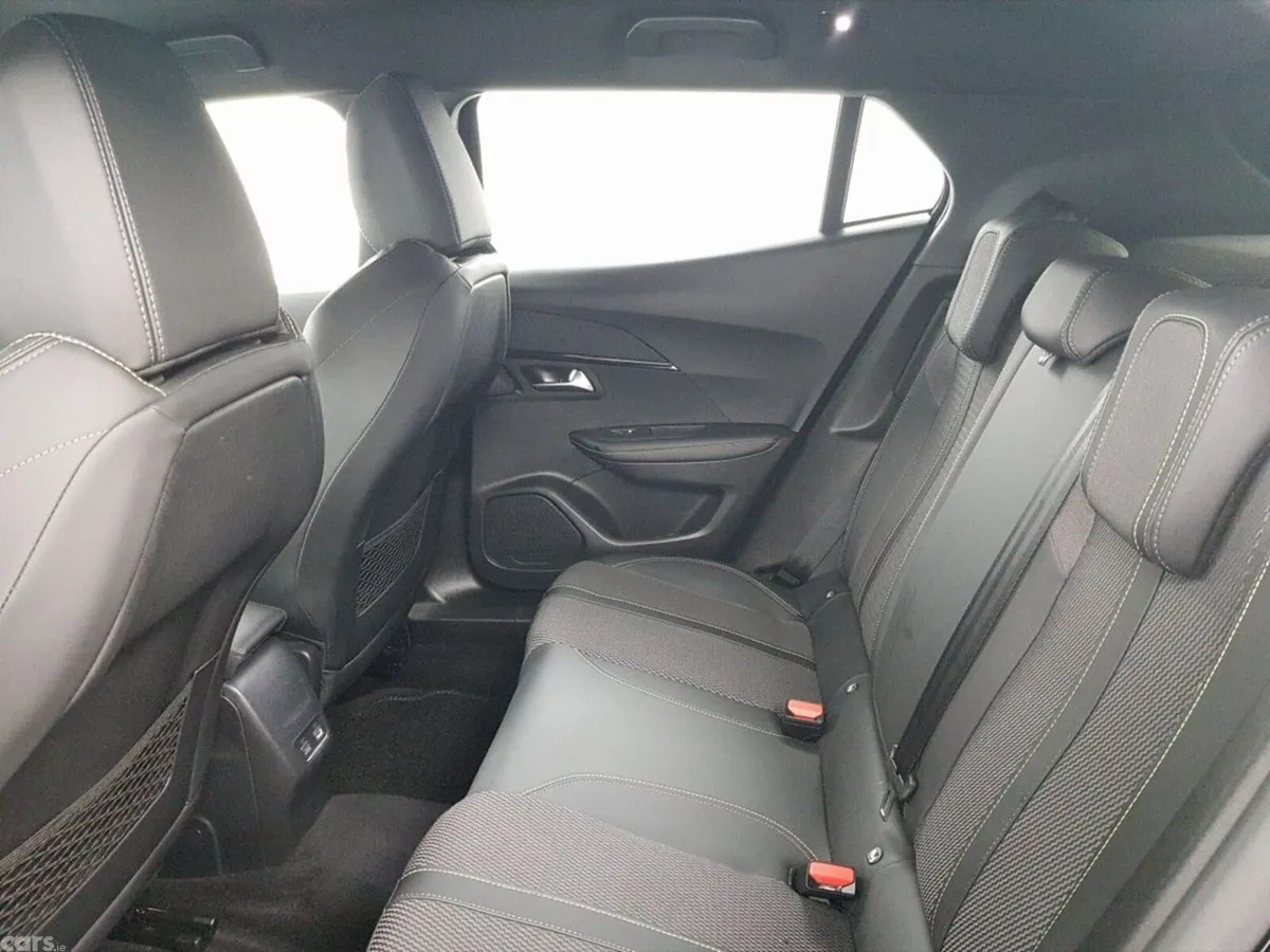 Peugeot 2008 Hatchback, Electric, 2025, Black