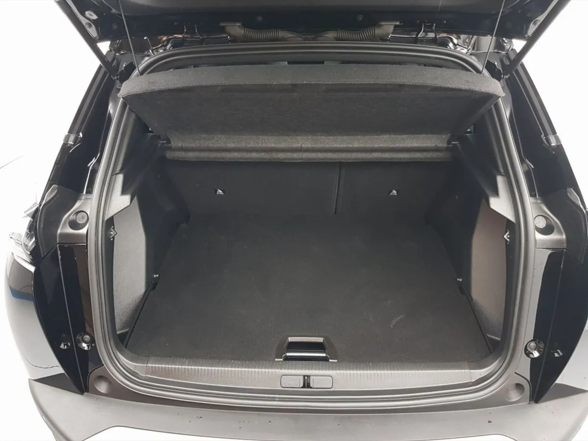 Peugeot 2008 Hatchback, Electric, 2025, Black