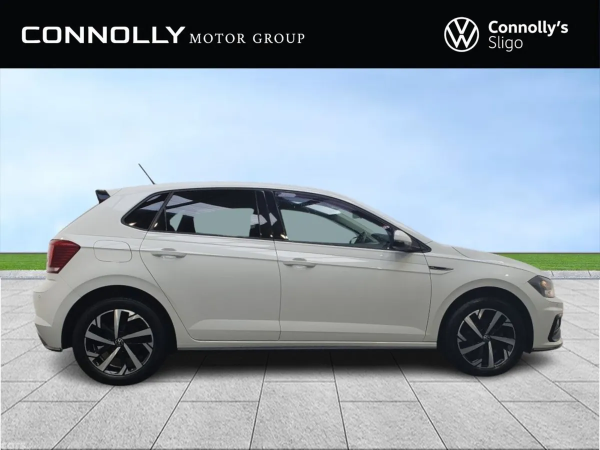 Volkswagen Polo Hatchback, Petrol, 2021, White