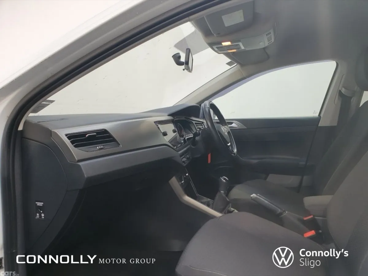 Volkswagen Polo Hatchback, Petrol, 2021, White