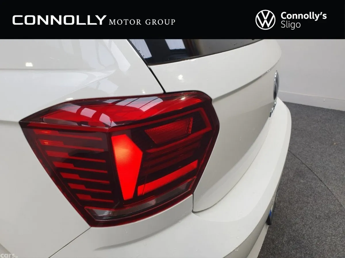 Volkswagen Polo Hatchback, Petrol, 2021, White