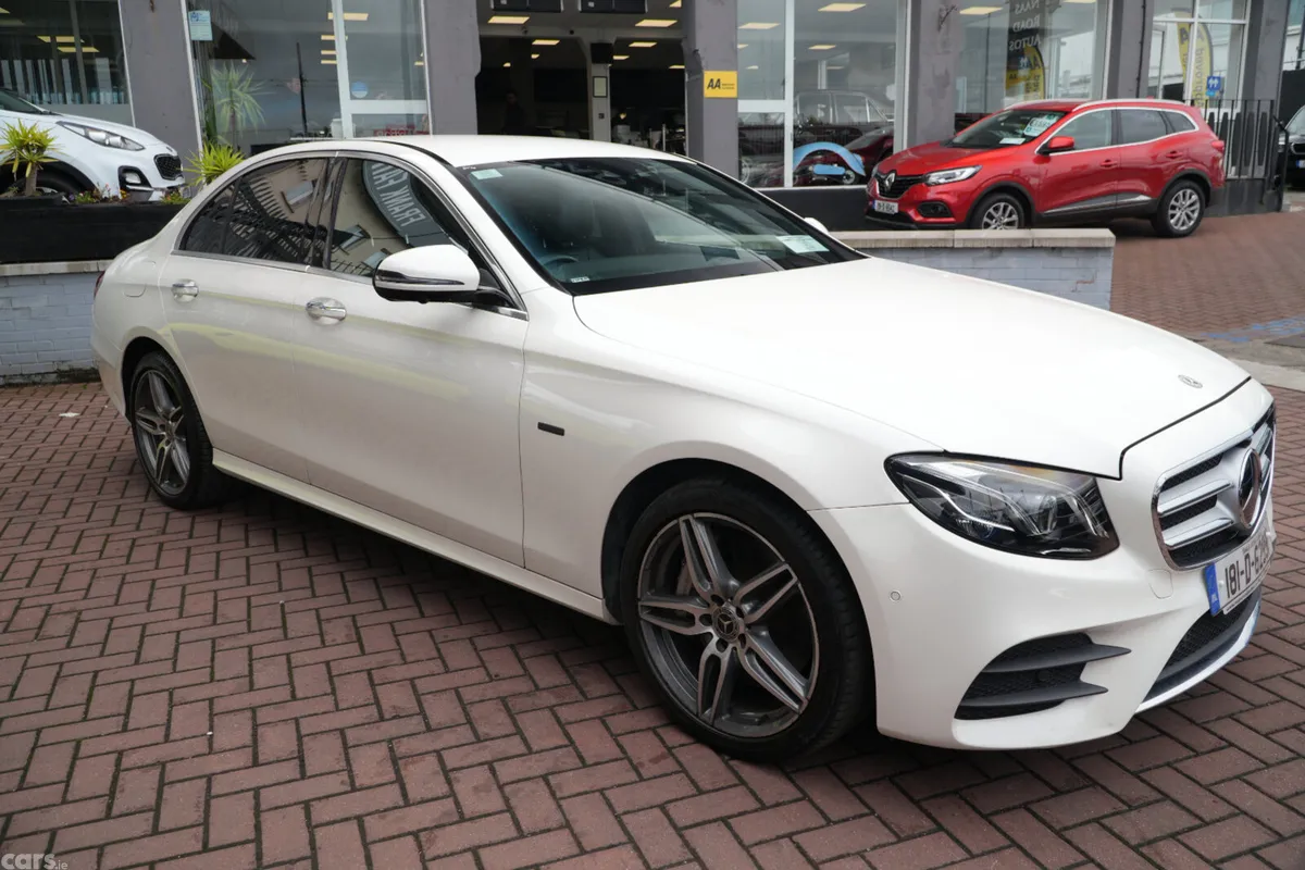 Mercedes-Benz E-Class Saloon, Petrol Plug-in Hybrid, 2018, White