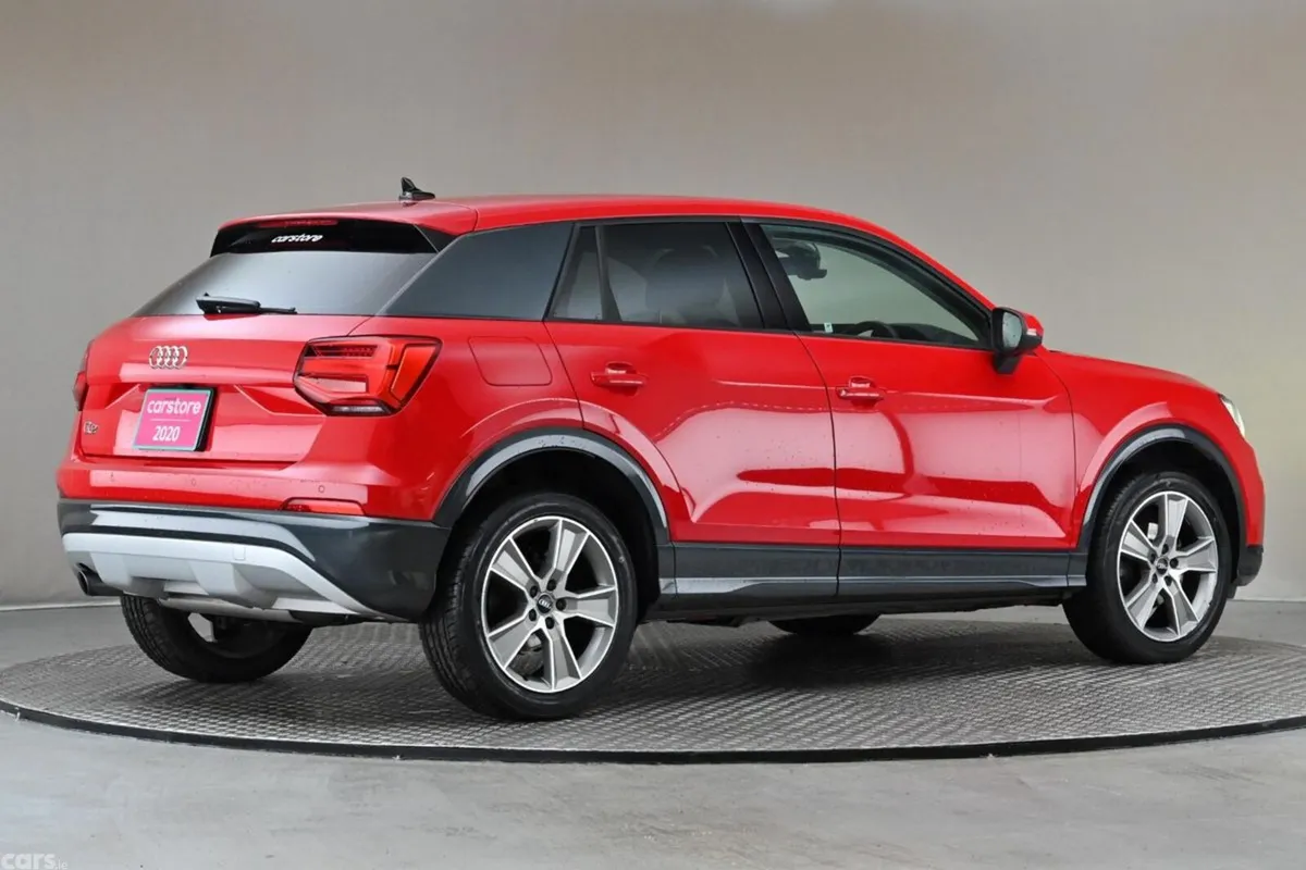 Audi Q2 SUV, Petrol, 2020, Red
