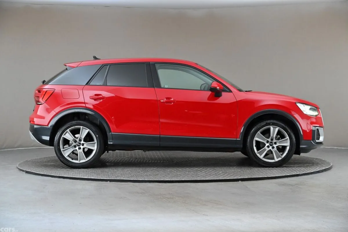 Audi Q2 SUV, Petrol, 2020, Red