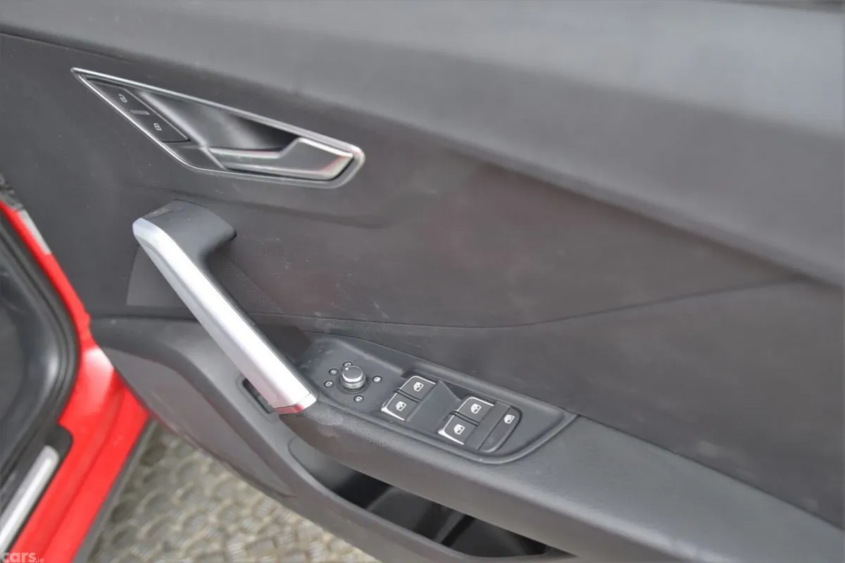 Audi Q2 SUV, Petrol, 2020, Red